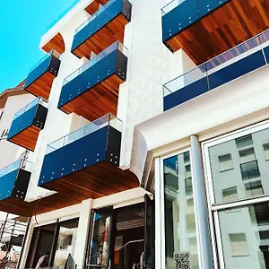 https://hotel-montecarlo-riccione.riccione-hotels.org