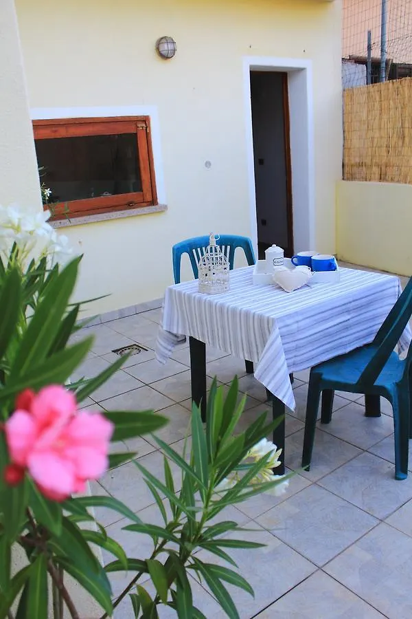 Guest House Li Minnanni Olbia 0*,  Italy