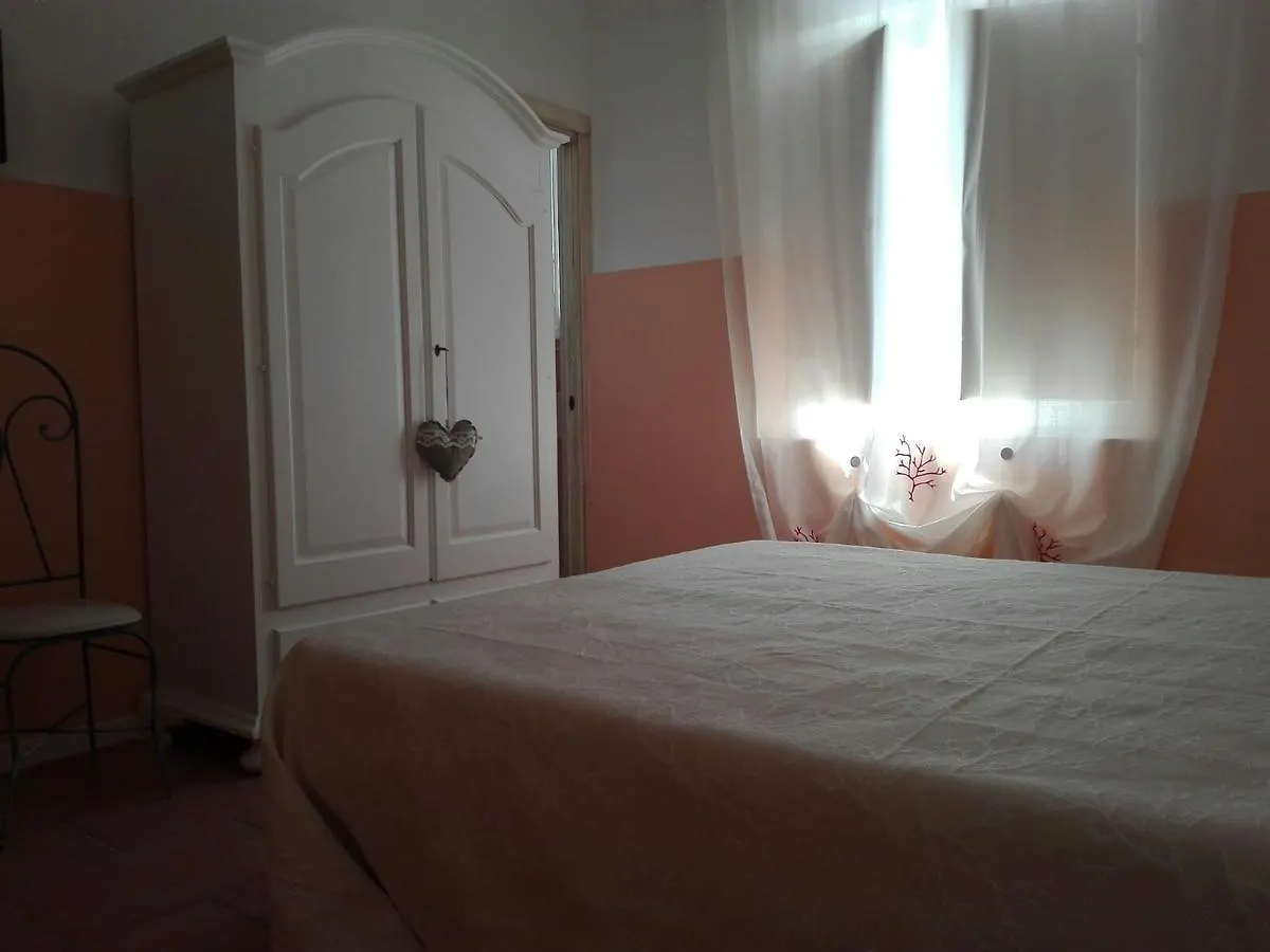 Guest House Li Minnanni Olbia 0*,